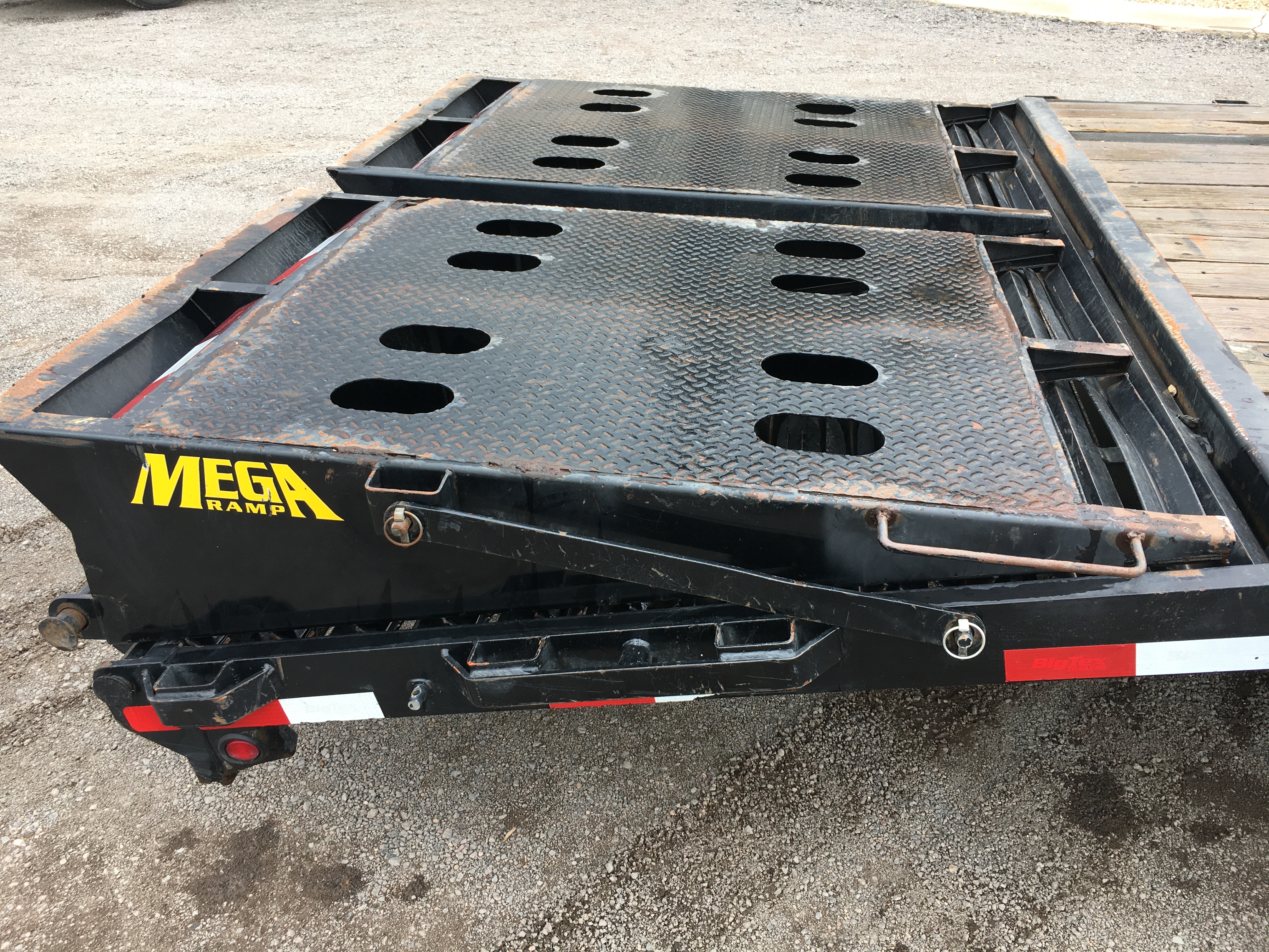 ./imagenes/INVOICE/2019/16693/CUELLO DE GANSO_ 14GN (10).JPG